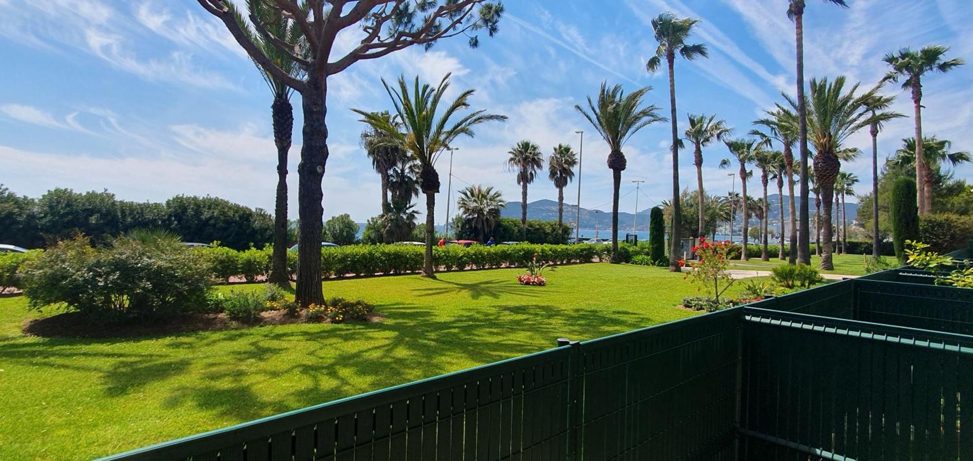 Residence Egee Κάννες Εξωτερικό φωτογραφία